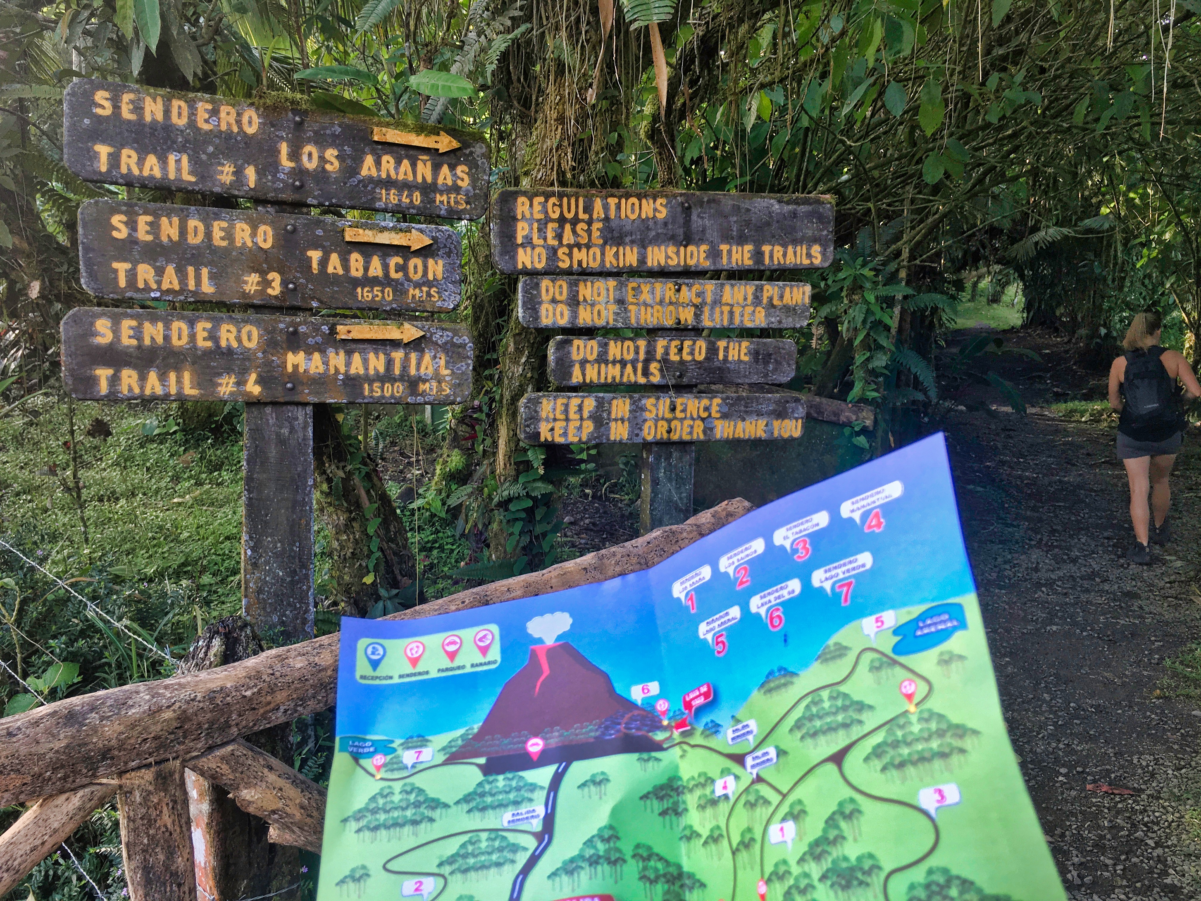 Two Travel The World - La fortuna hike - Mirador el Silencio