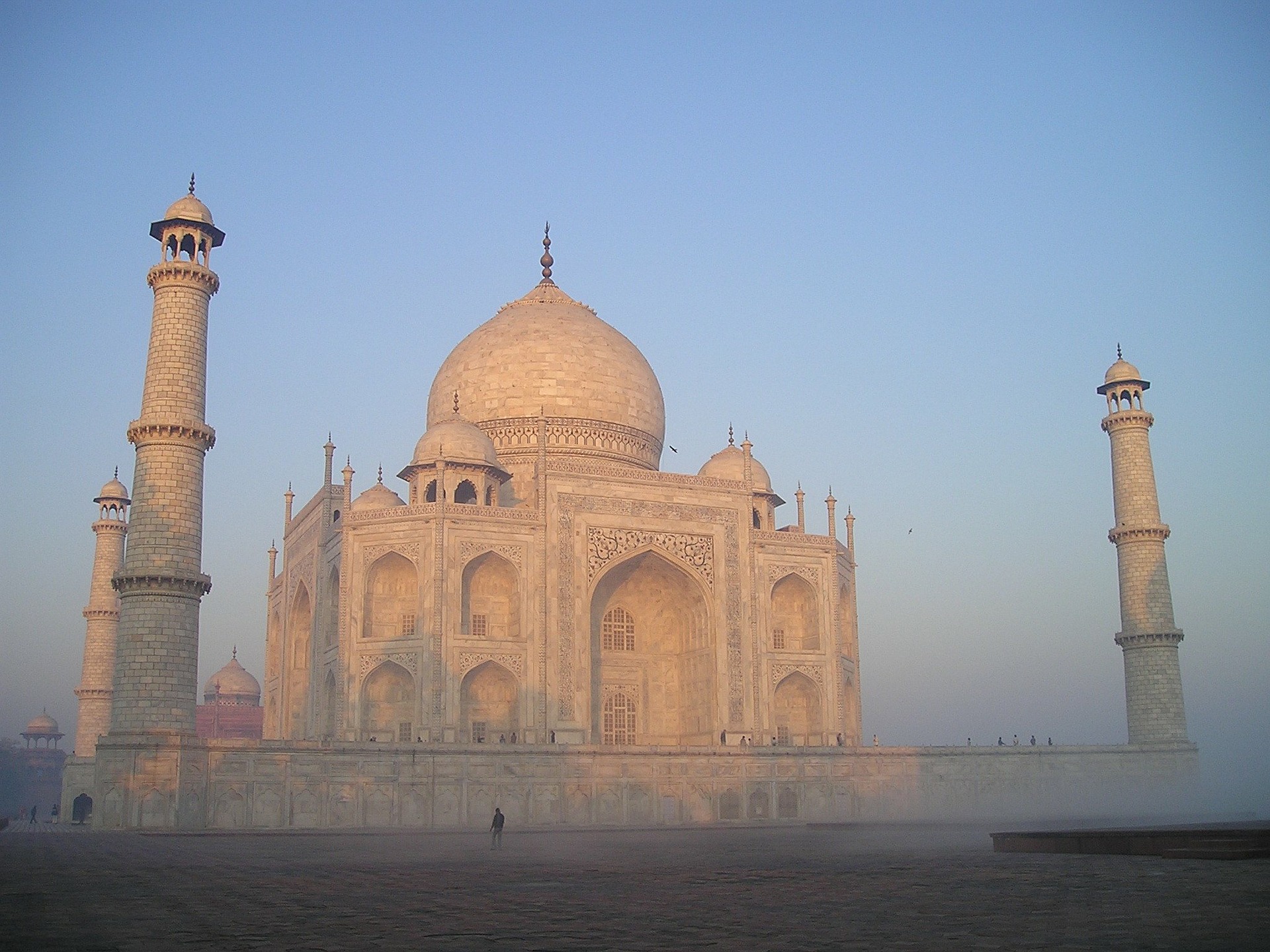 TwoTravelTheWorld-TajMahal