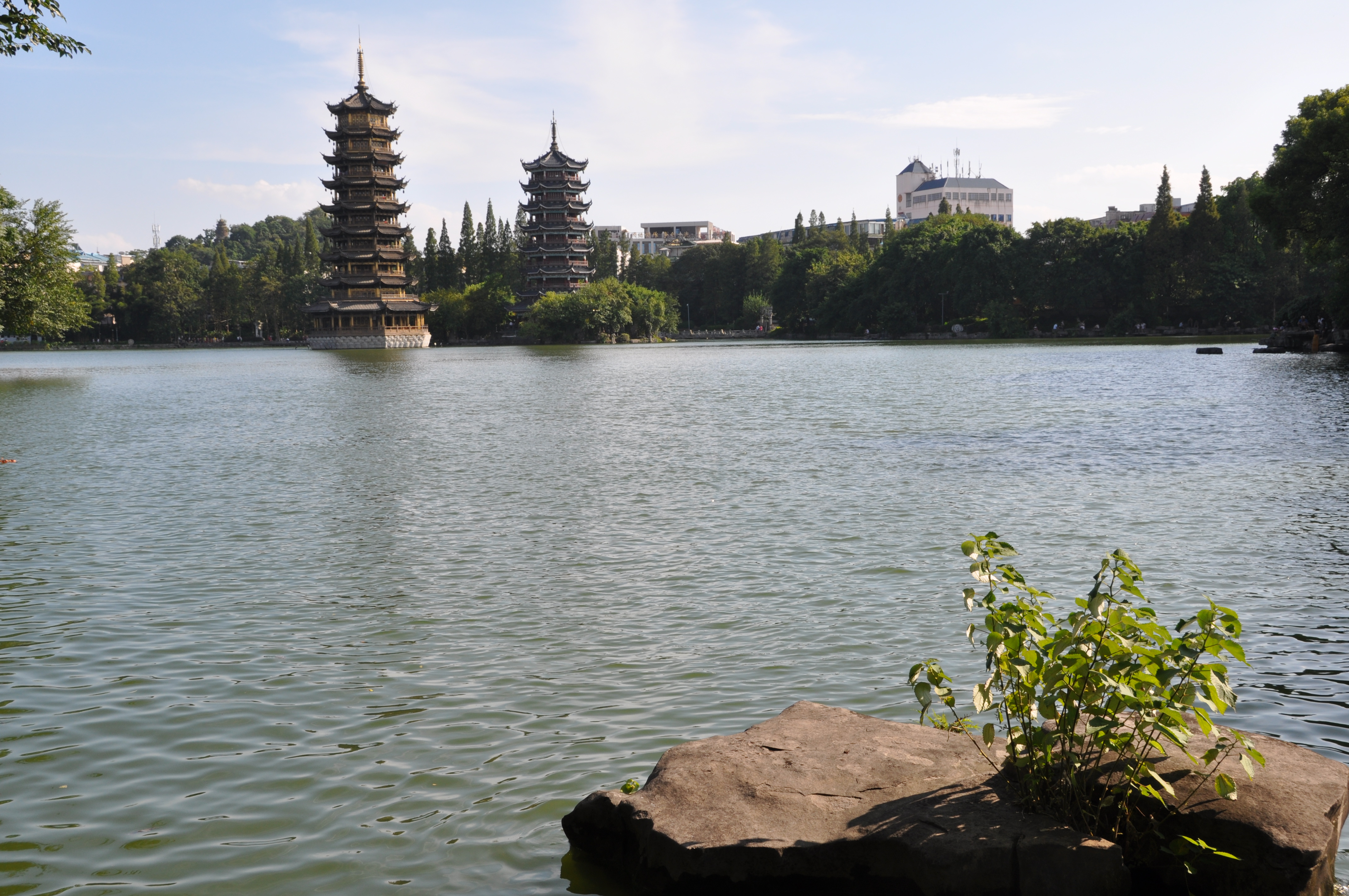 Two Travel The World - Kunming to Guilin