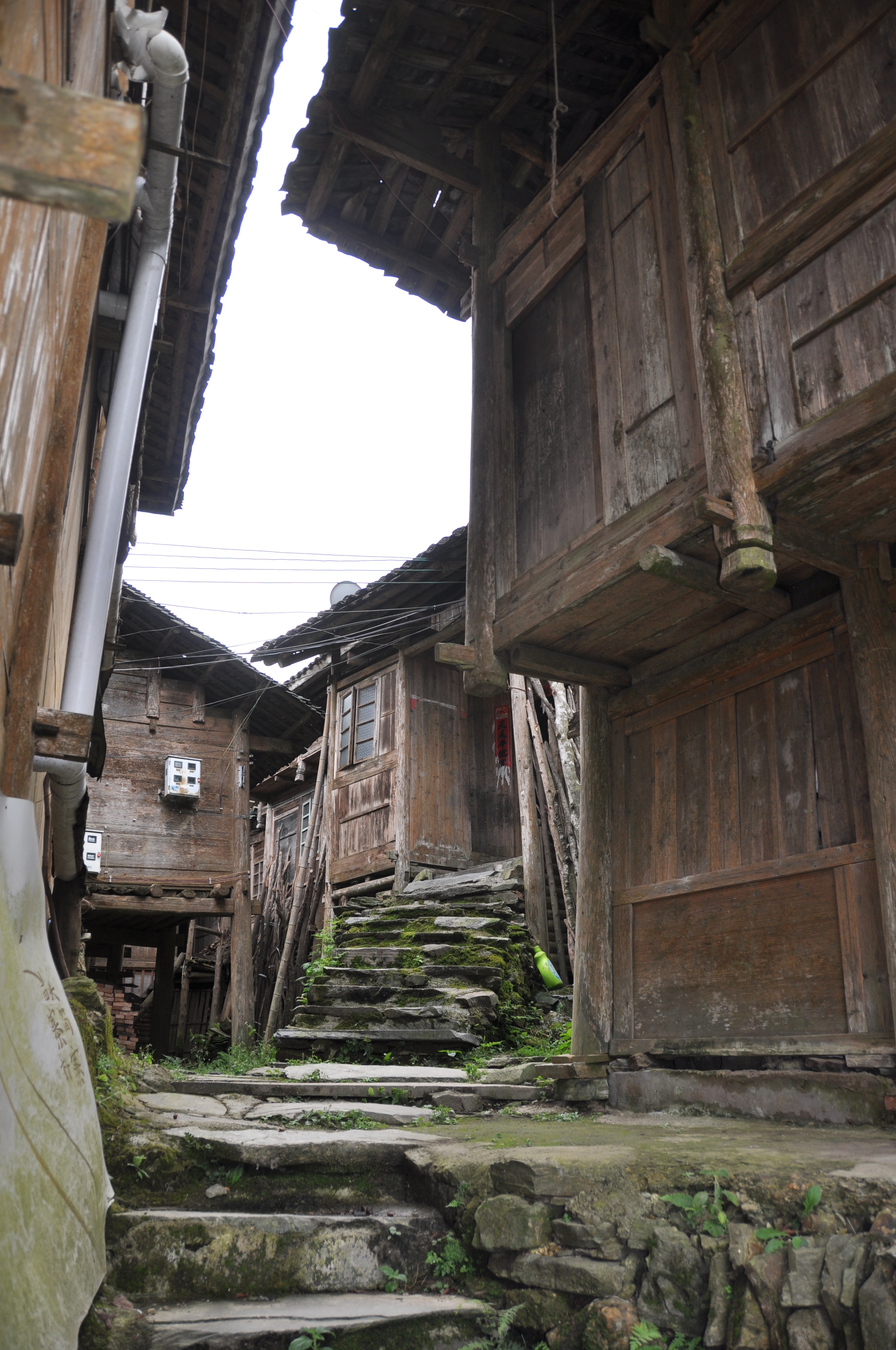 Two Travel The World - Longji Rice Terraces