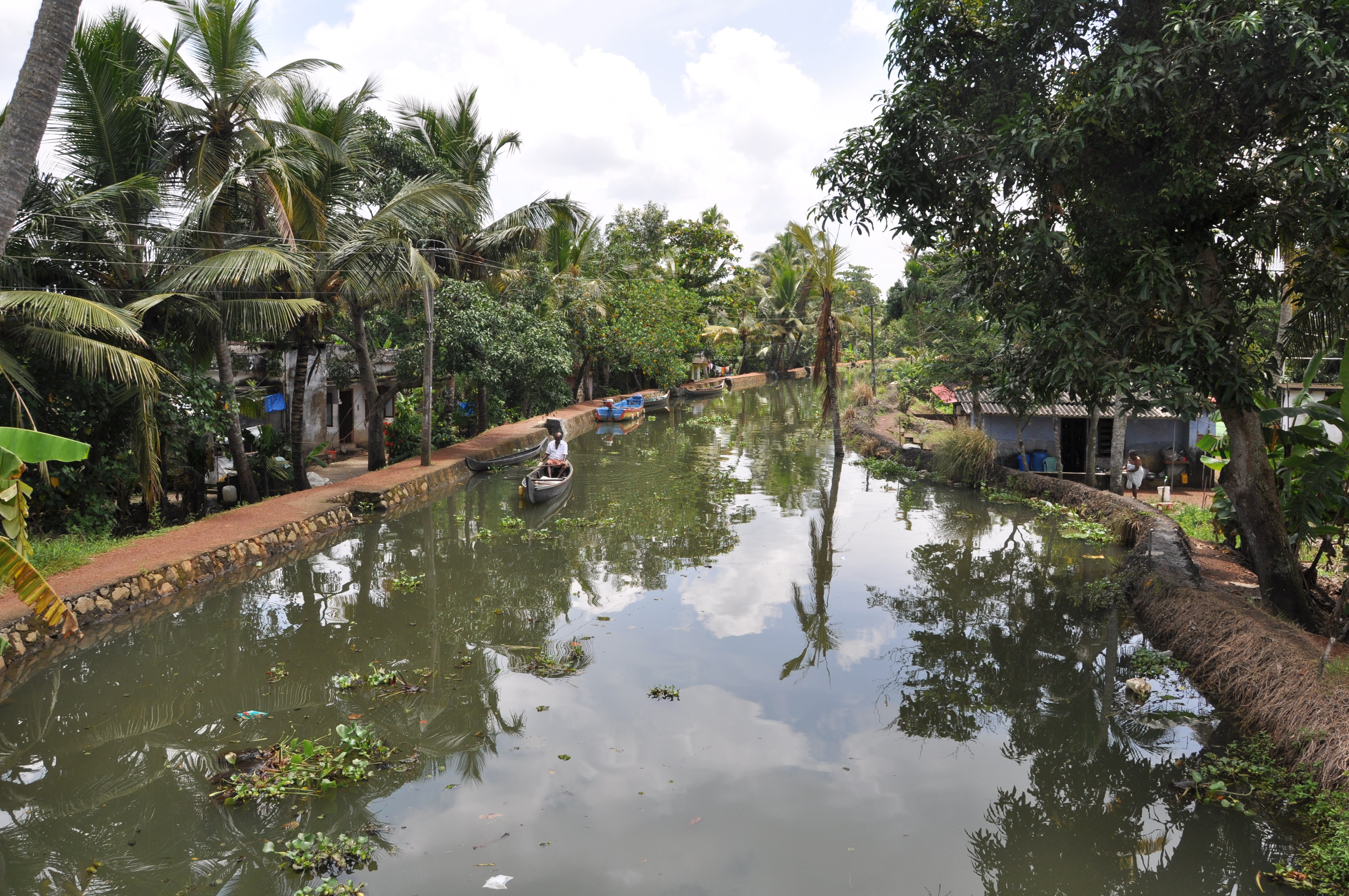 Two Travel The World - Our Alappuzha eco friendly houseboat