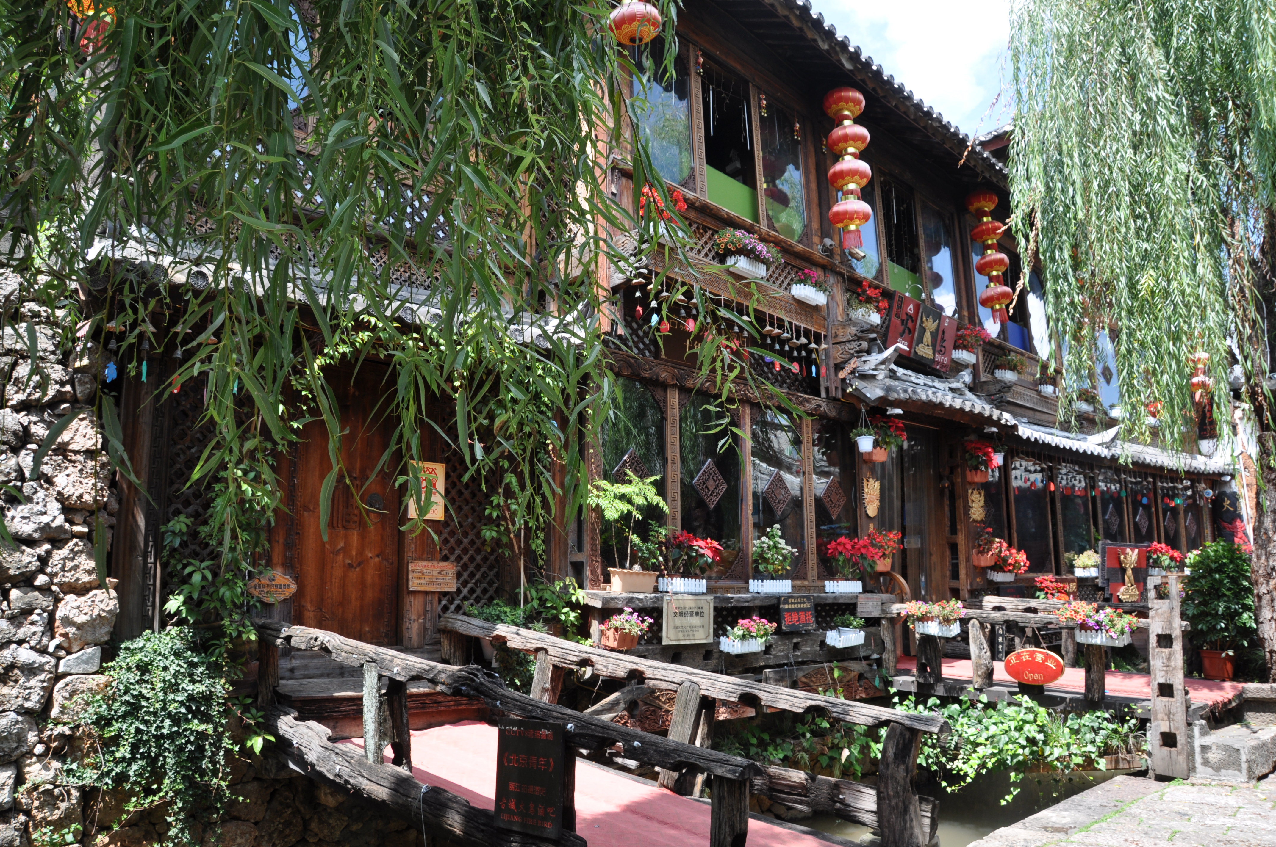 twotraveltheworld-Lijiang