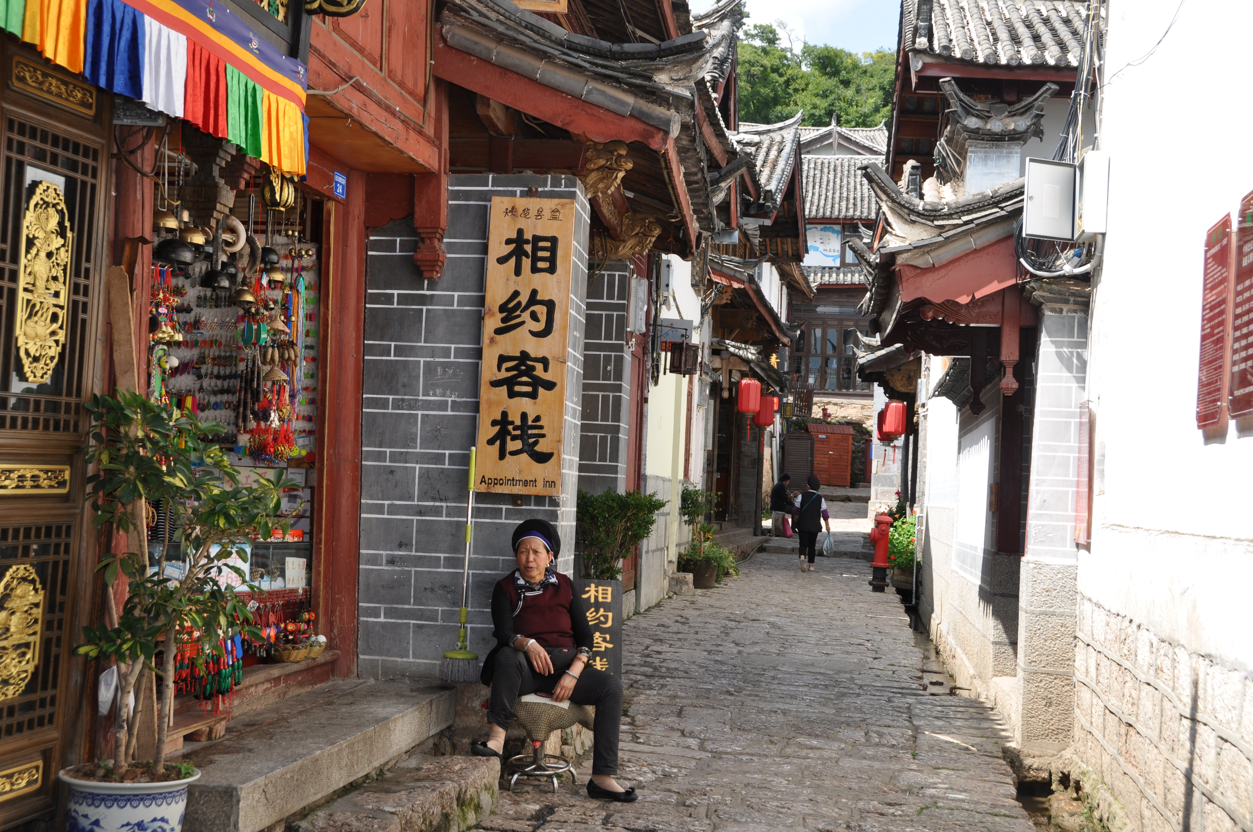 twotraveltheworld-Lijiang