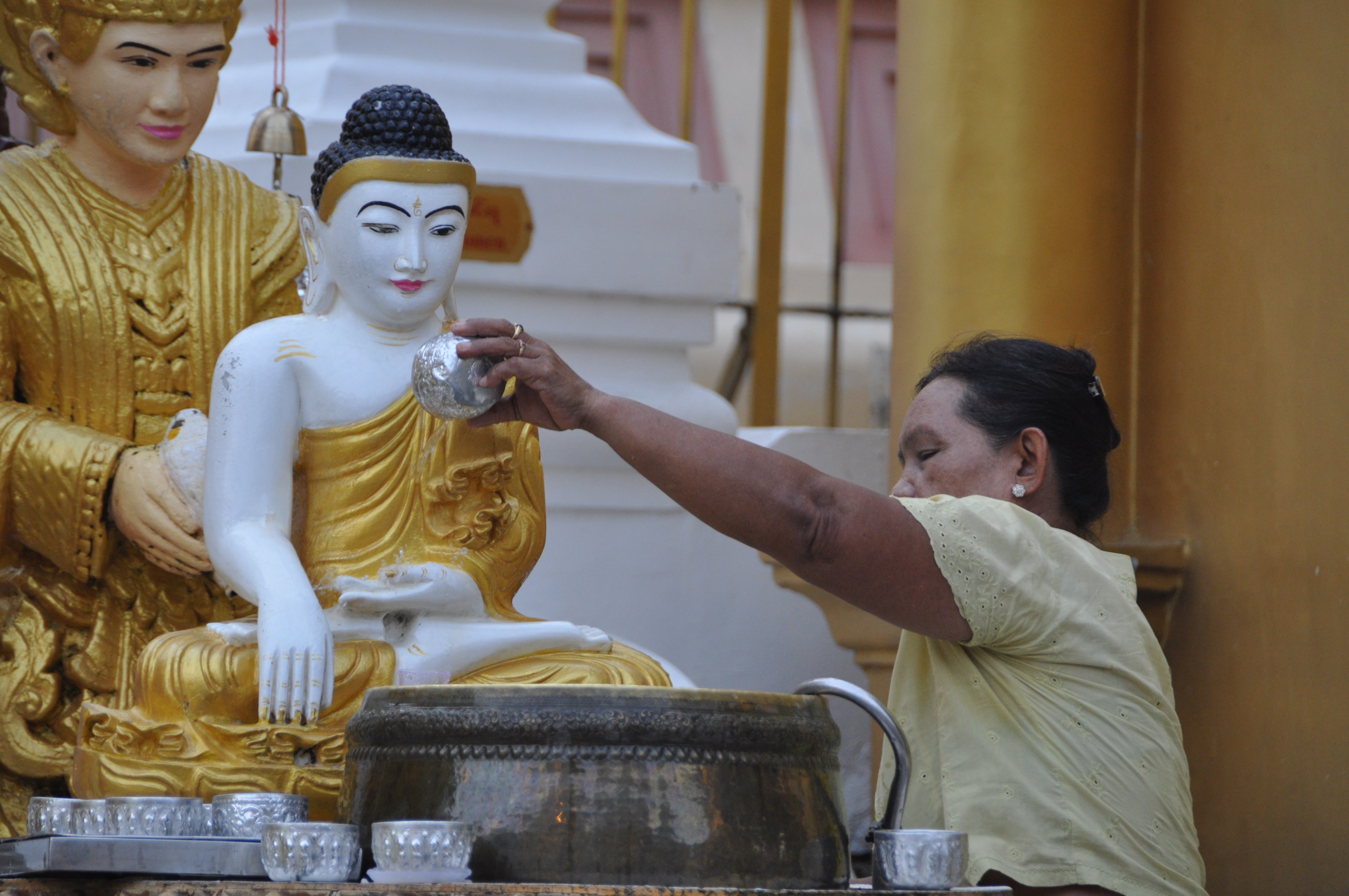 twotraveltheworld-Swedagon