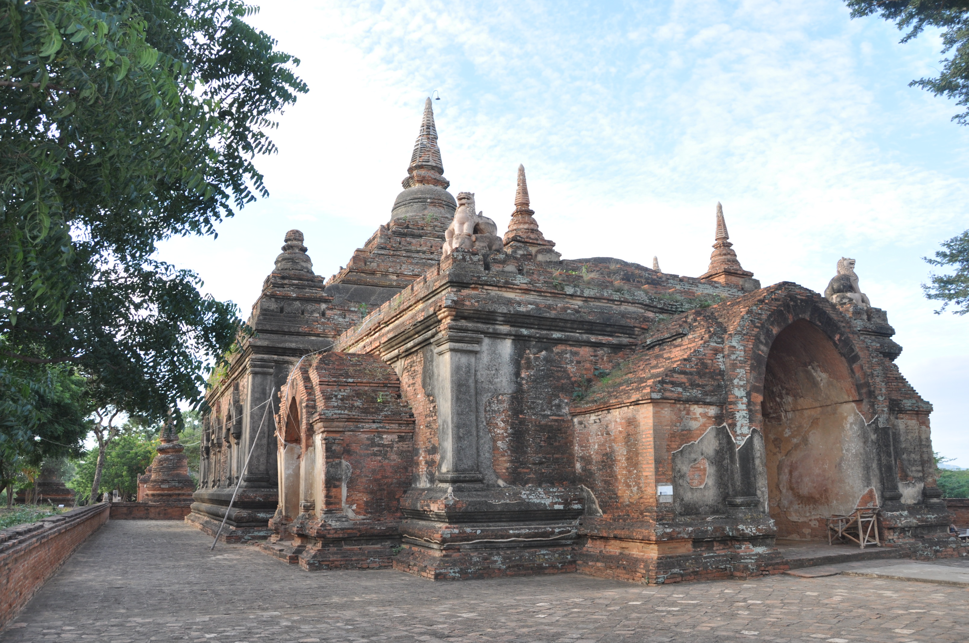 twotraveltheworld-templesBagan