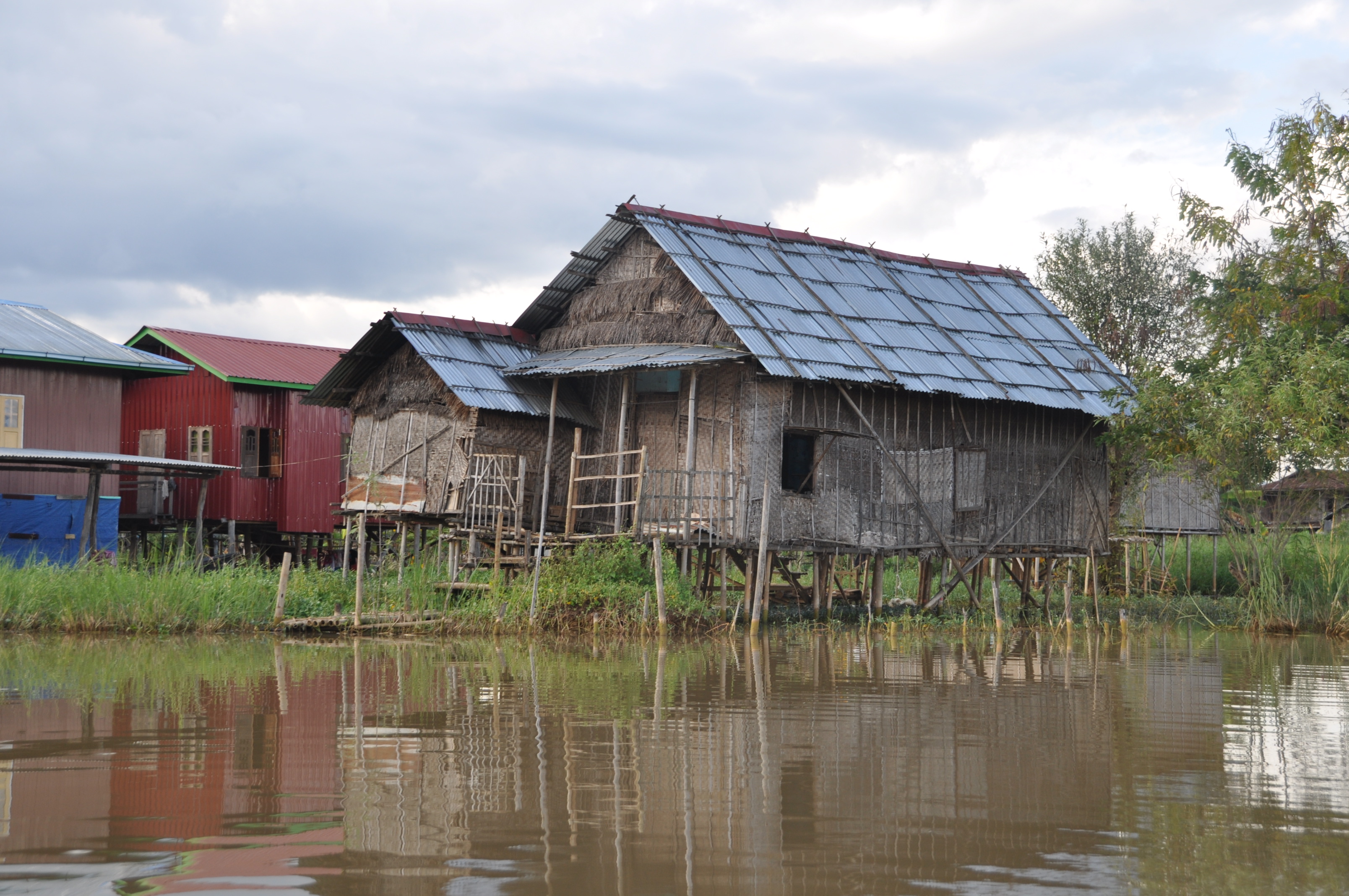 twotraveltheworld-Inlelake