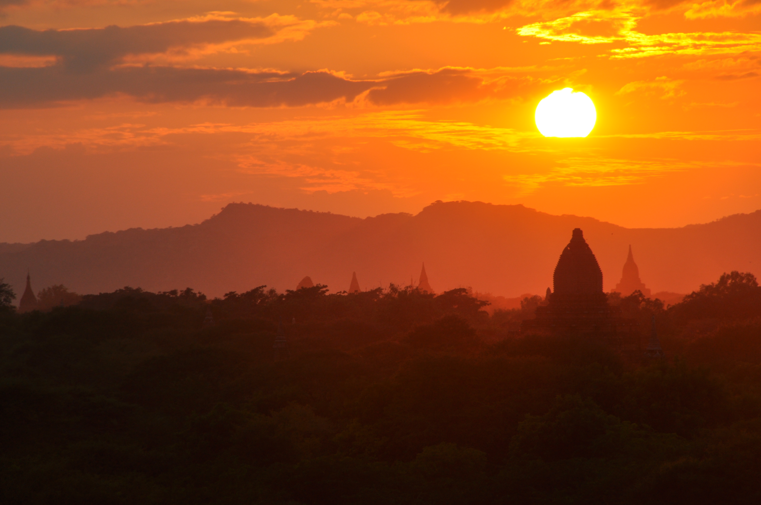 twotraveltheworld-Bagan