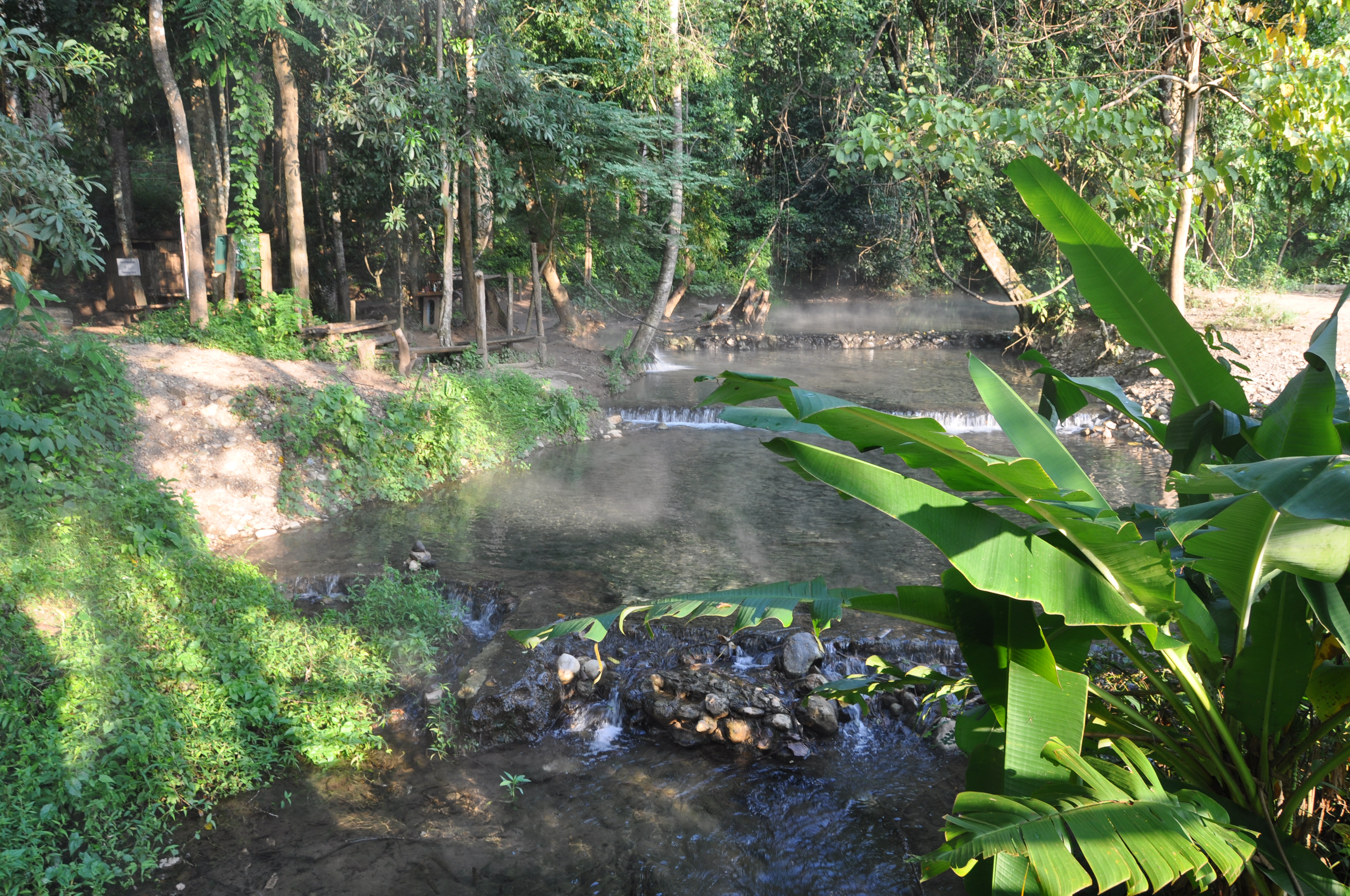Two Travel The World - Sai Ngam Hot Spring