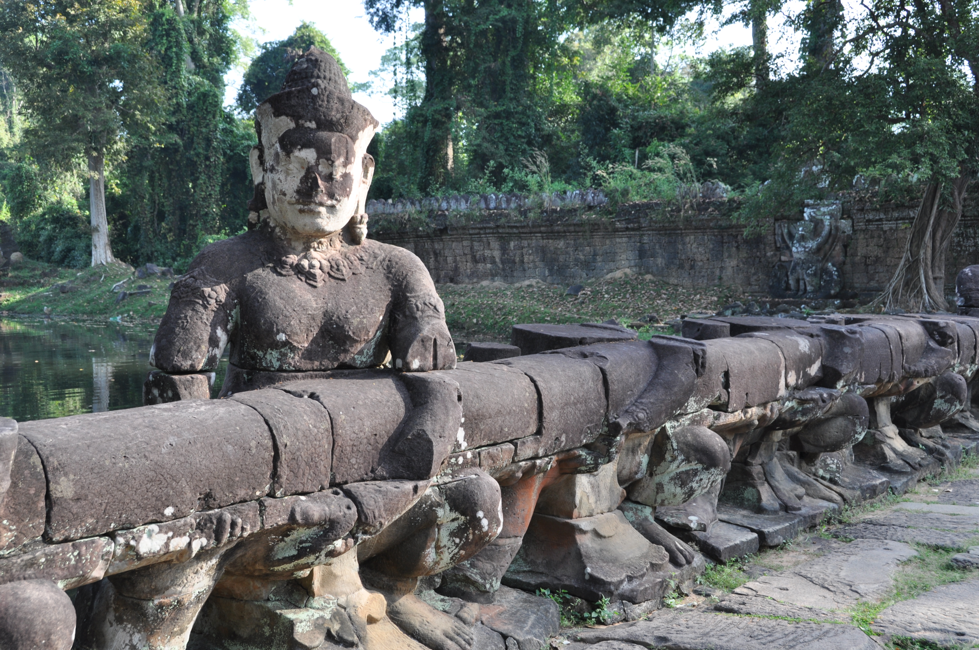twotraveltheworld-Grand Tour Angkor