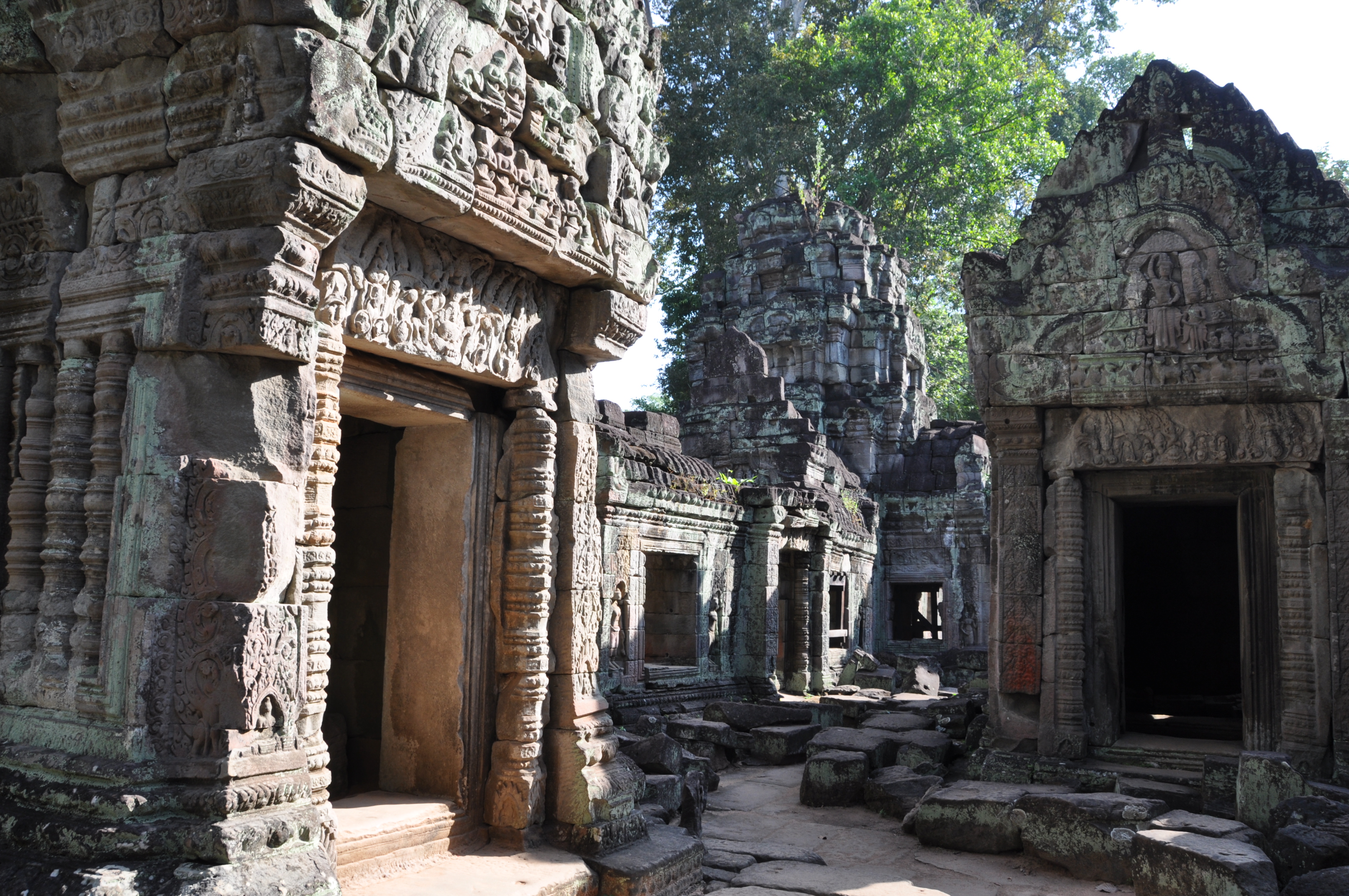 twotraveltheworld-Grand Tour Angkor