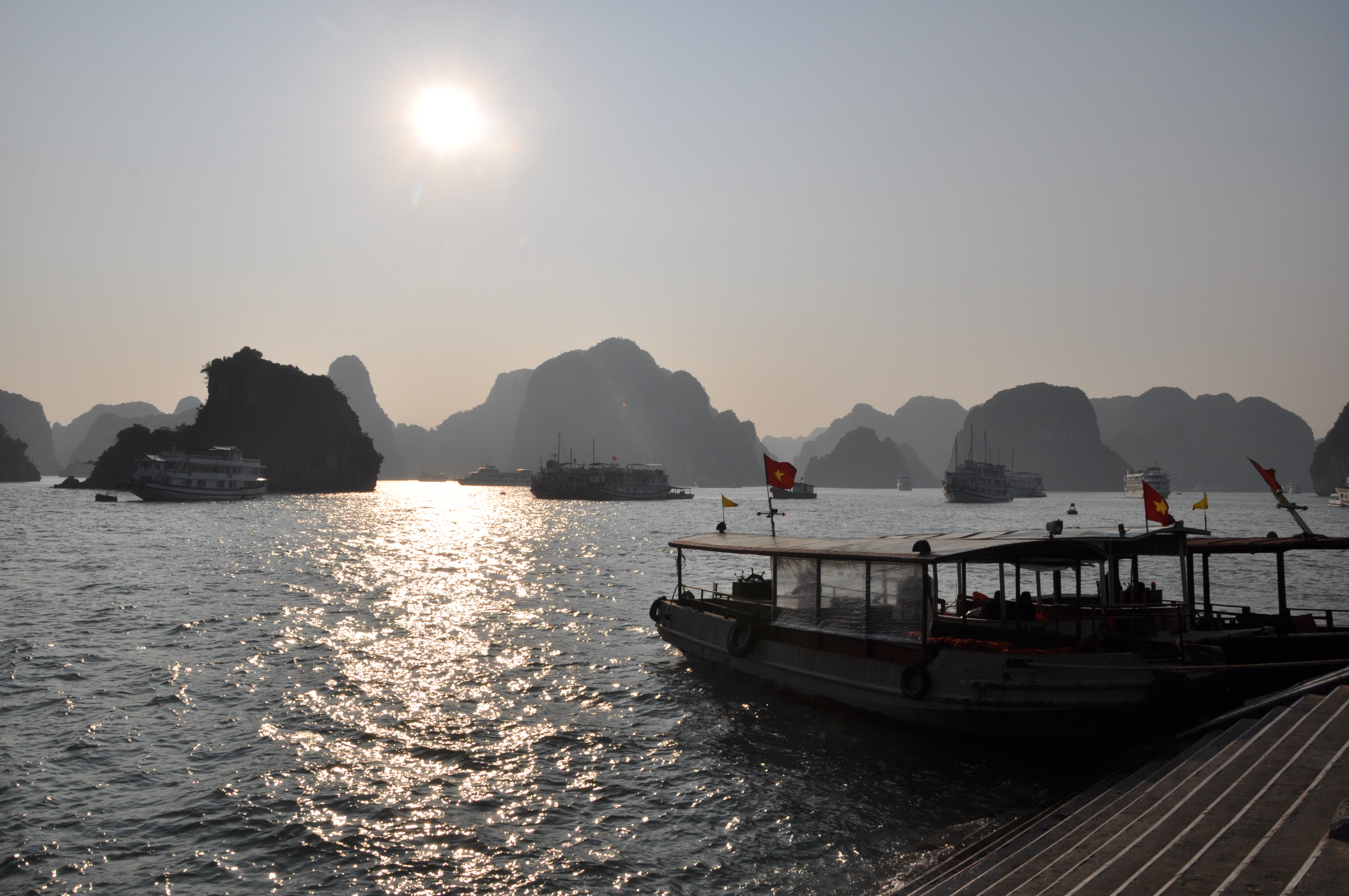 twotraveltheworld-Baied'Halong