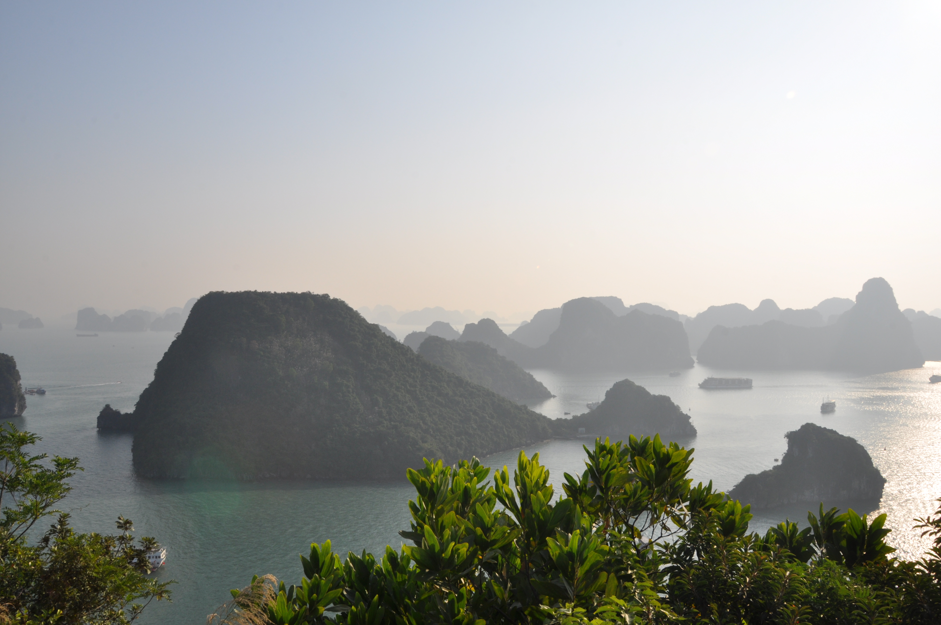 twotraveltheworld-Baied'Halong