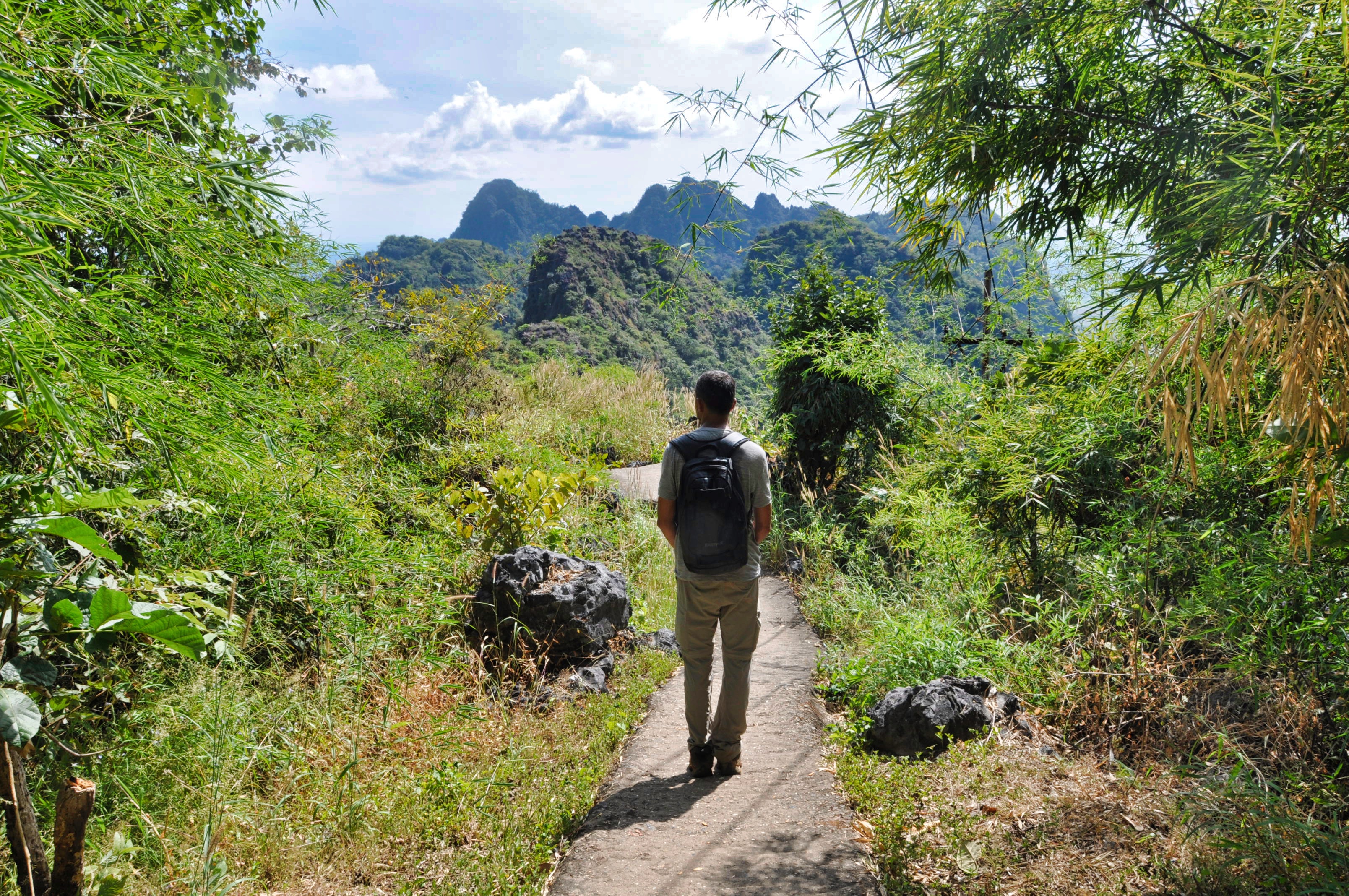 Two Travel The World - Hpa-An - Mount Zwegabin