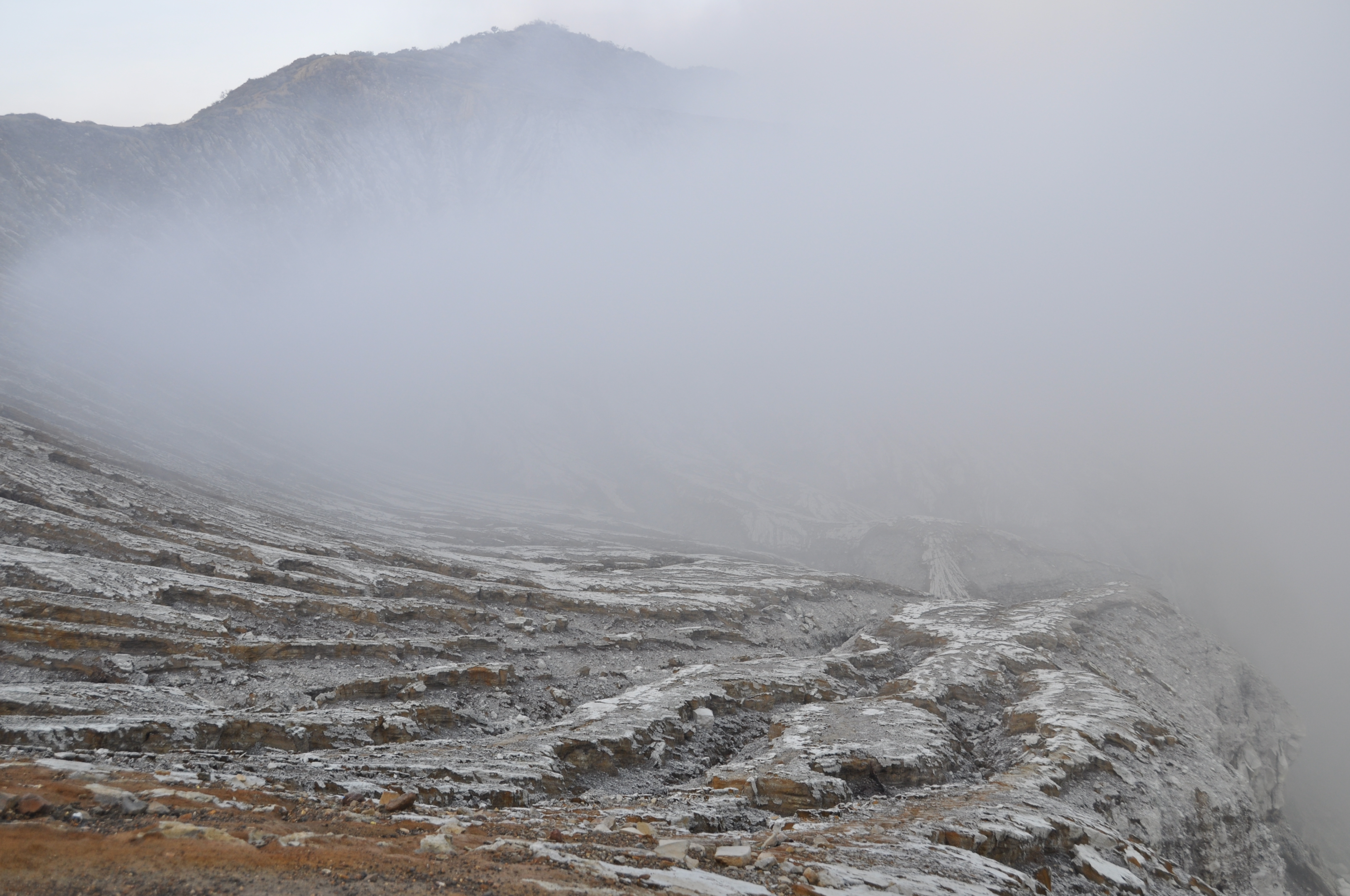 twotraveltheworld-Ijen