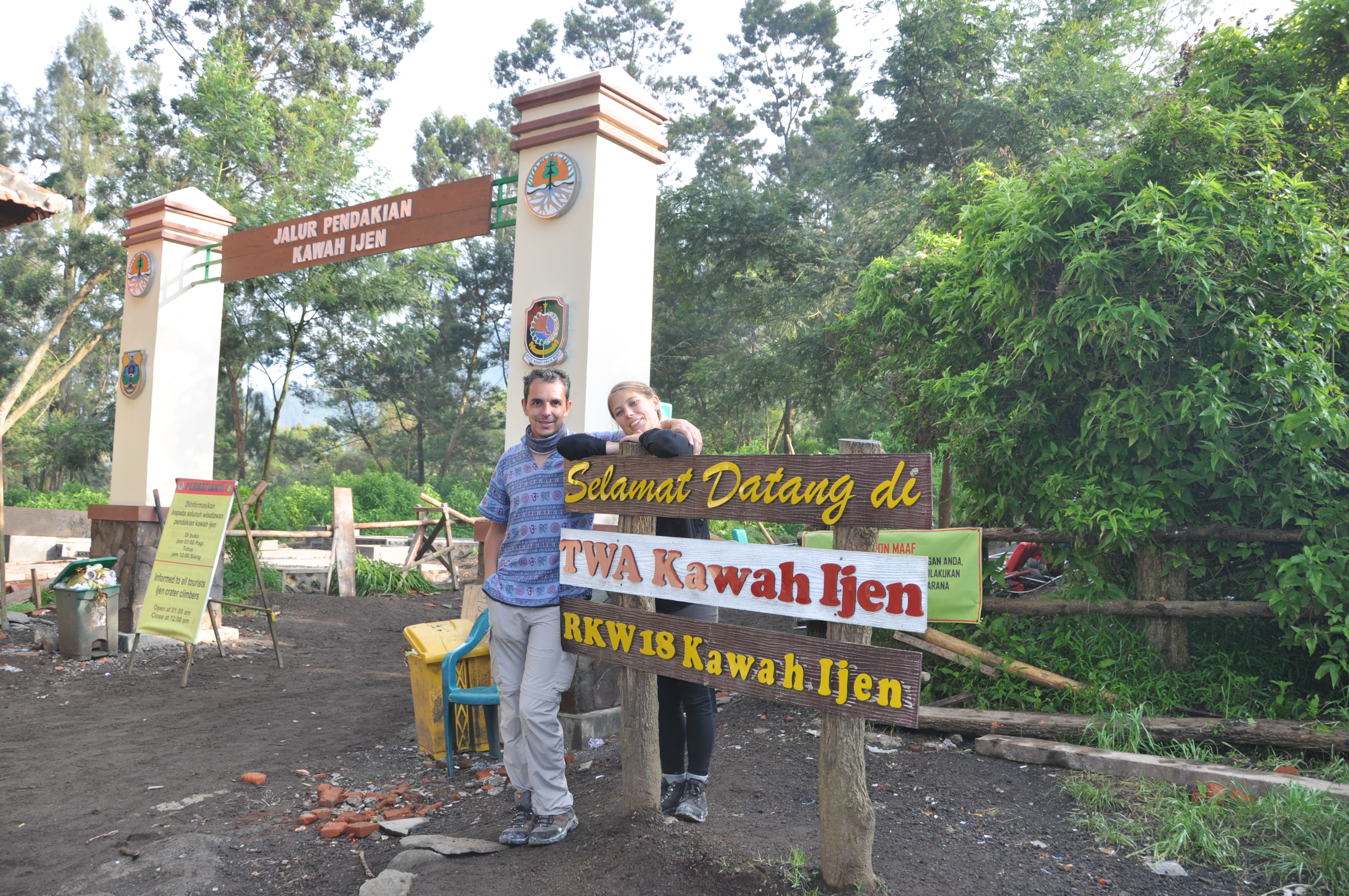 twotraveltheworld-Ijen