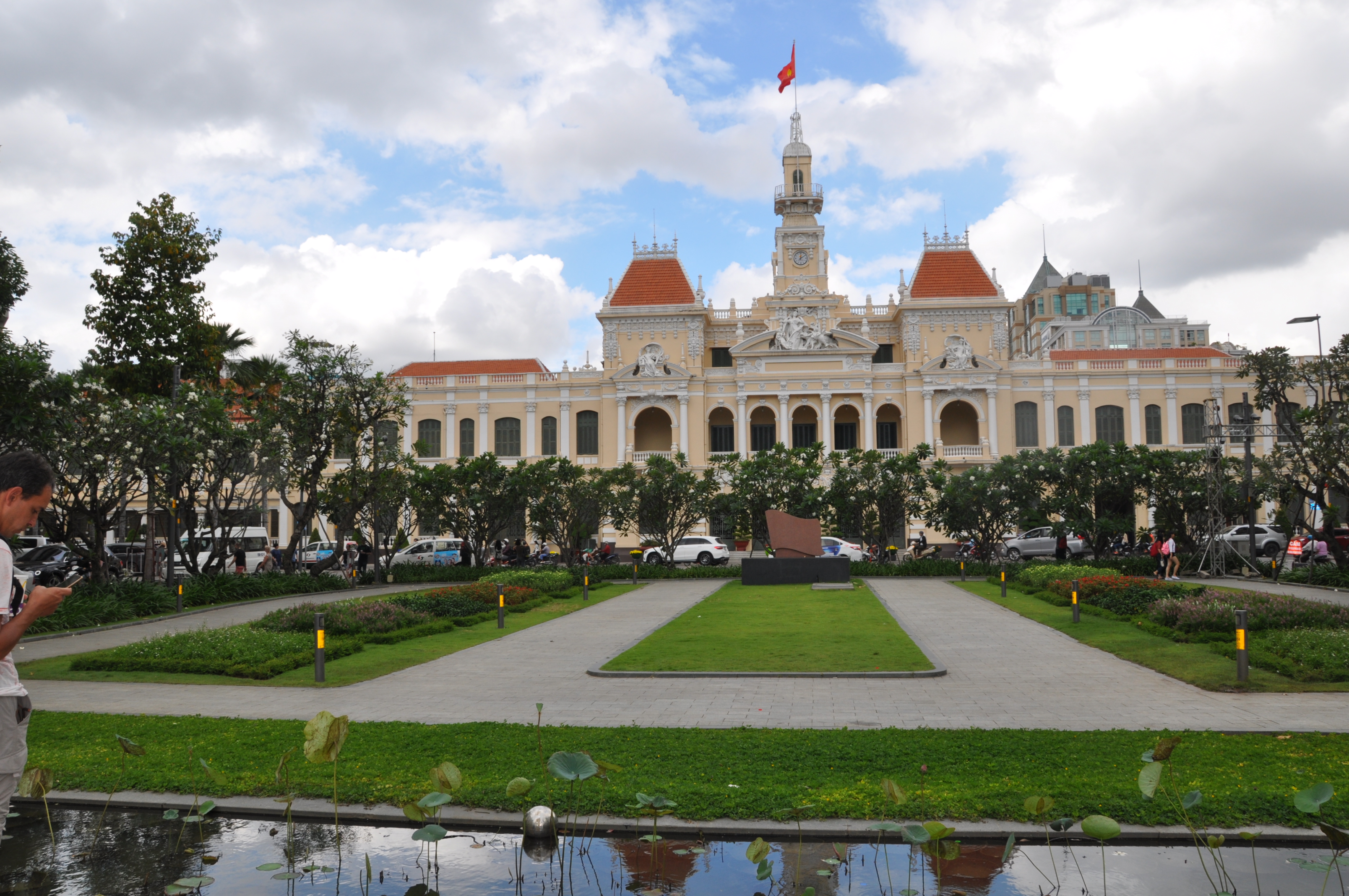 twotraveltheworld-HoChiMinh