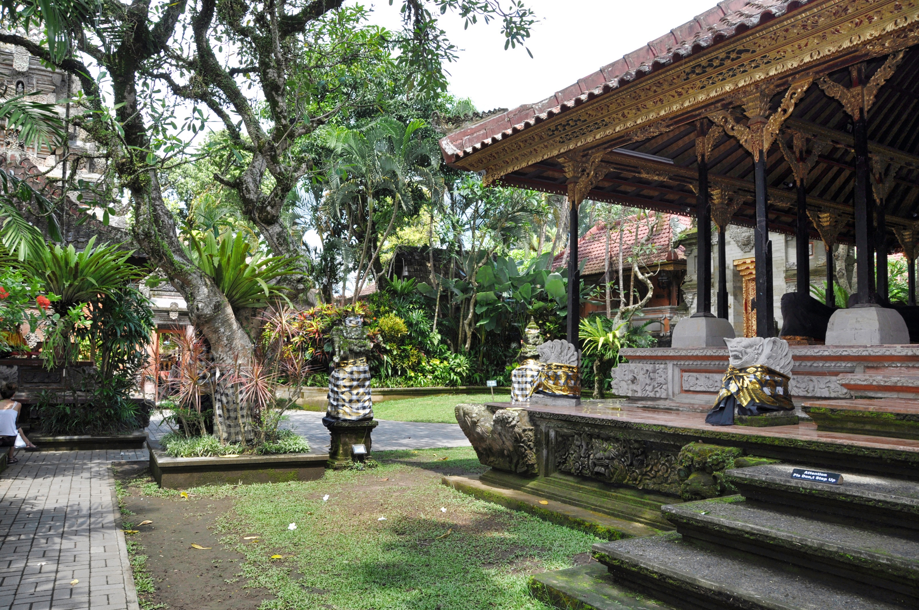 Two Travel The World - Ubud Monkey Forest in Bali