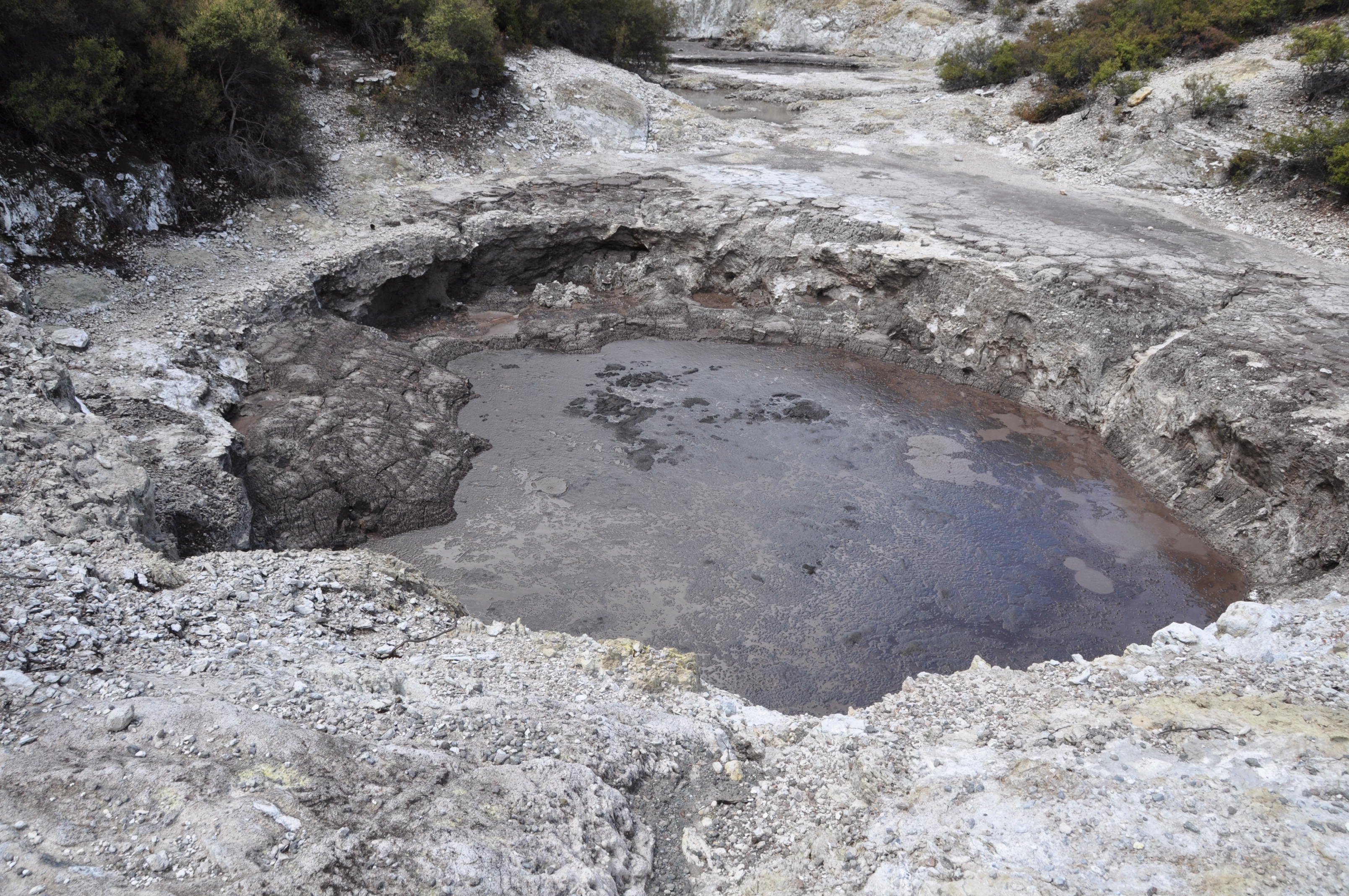 twotraveltheworld-waiotapu