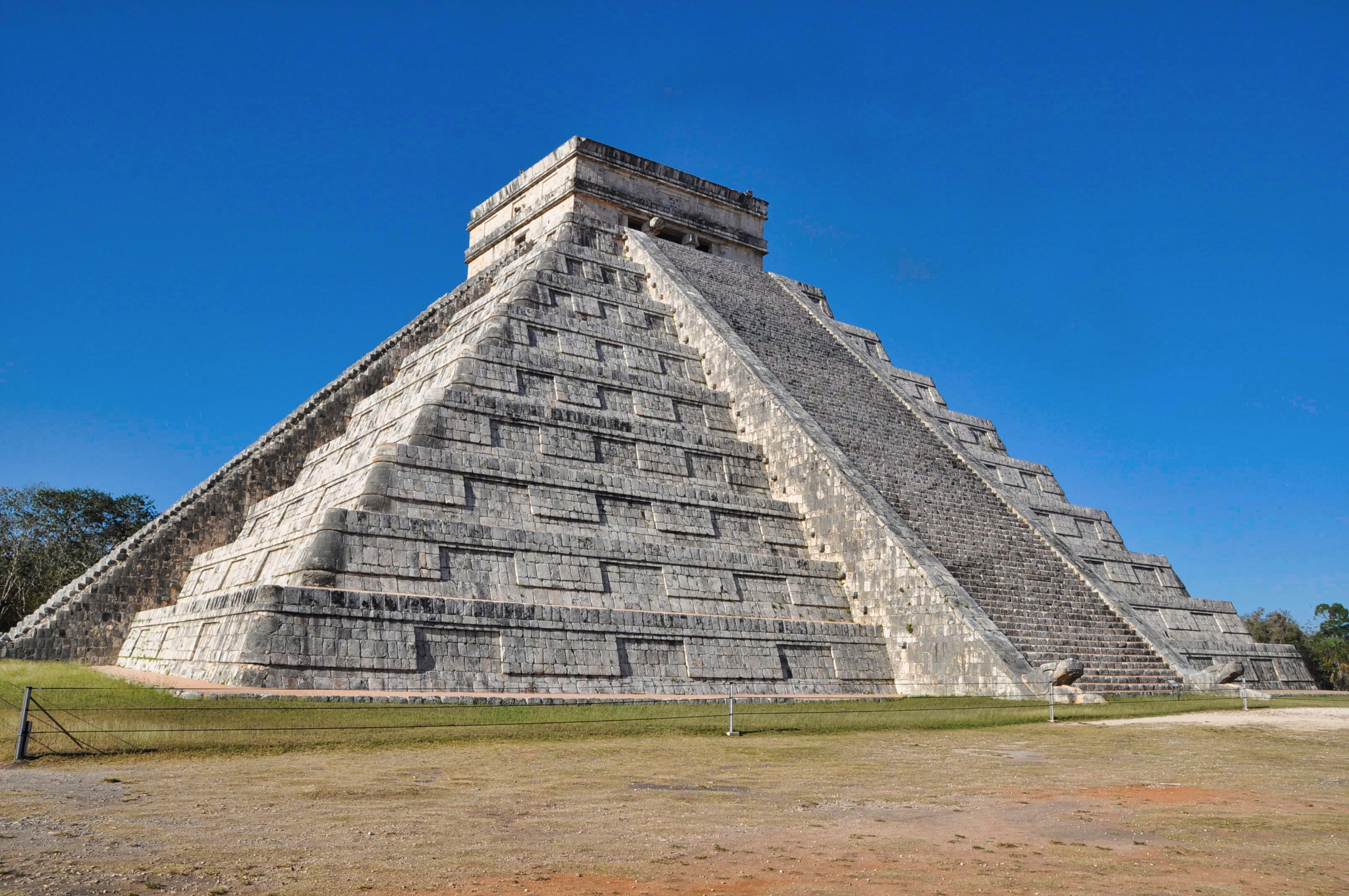 twotraveltheworld-ChichenItza