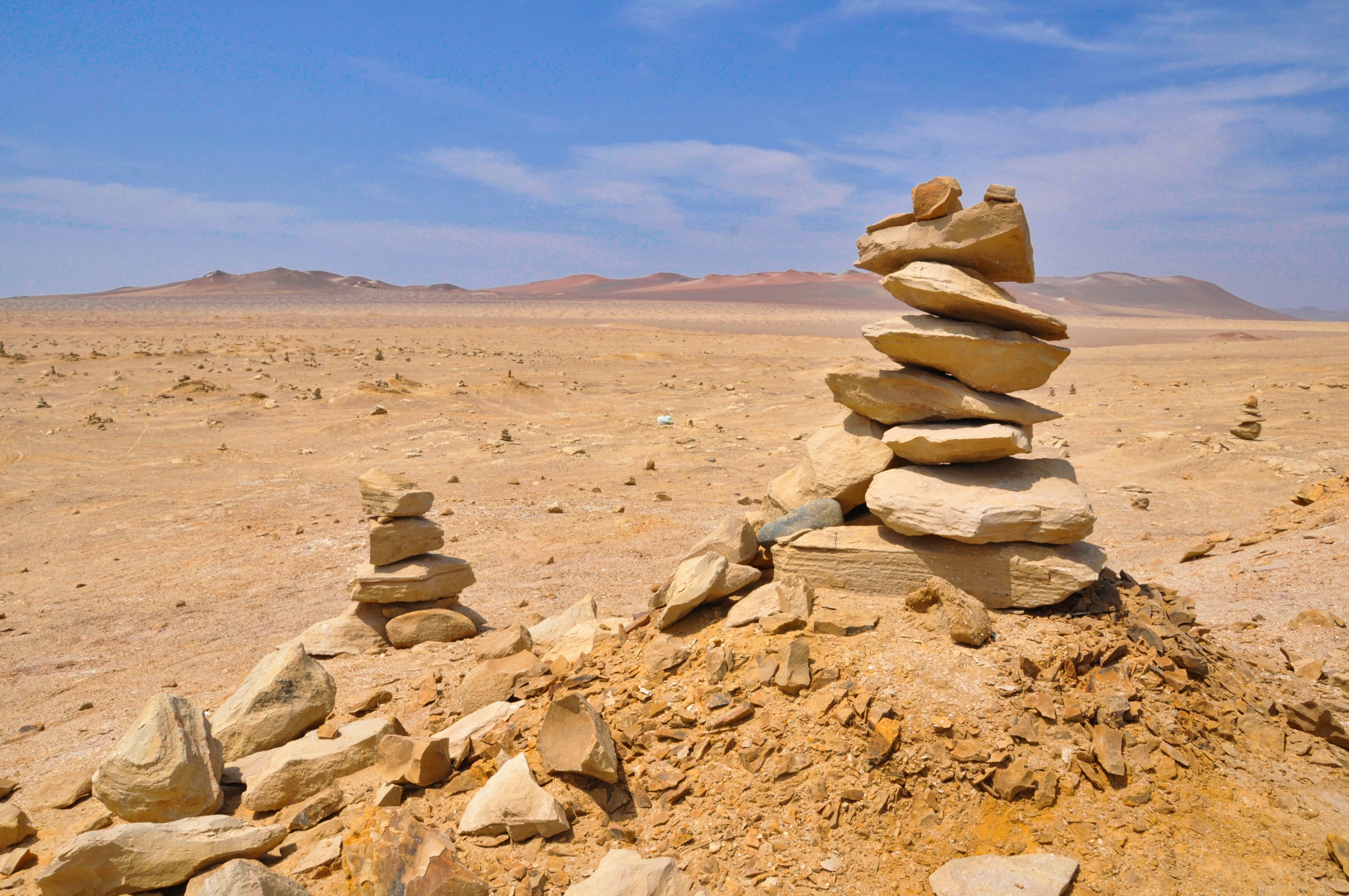 Two Travel The World - Cycling through the Paracas National Reserve in Peru