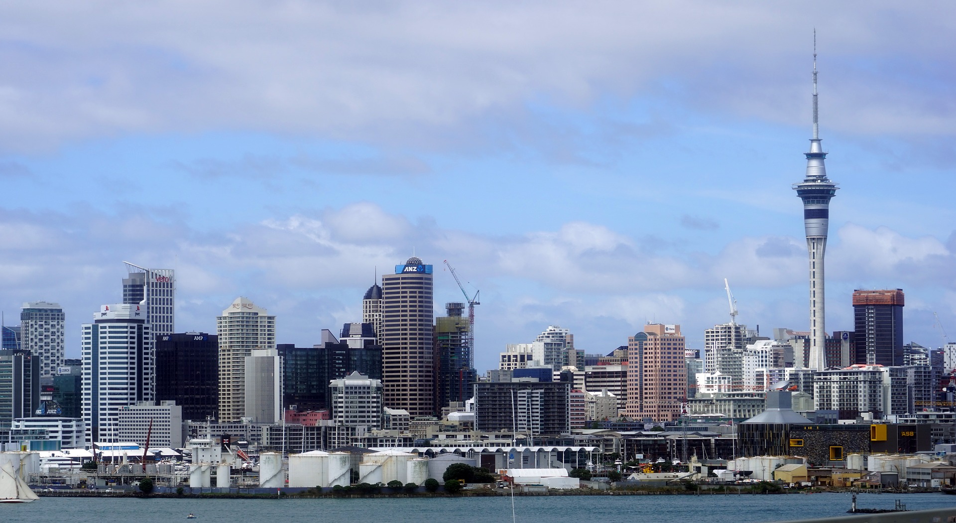 twotraveltheworld-Auckland