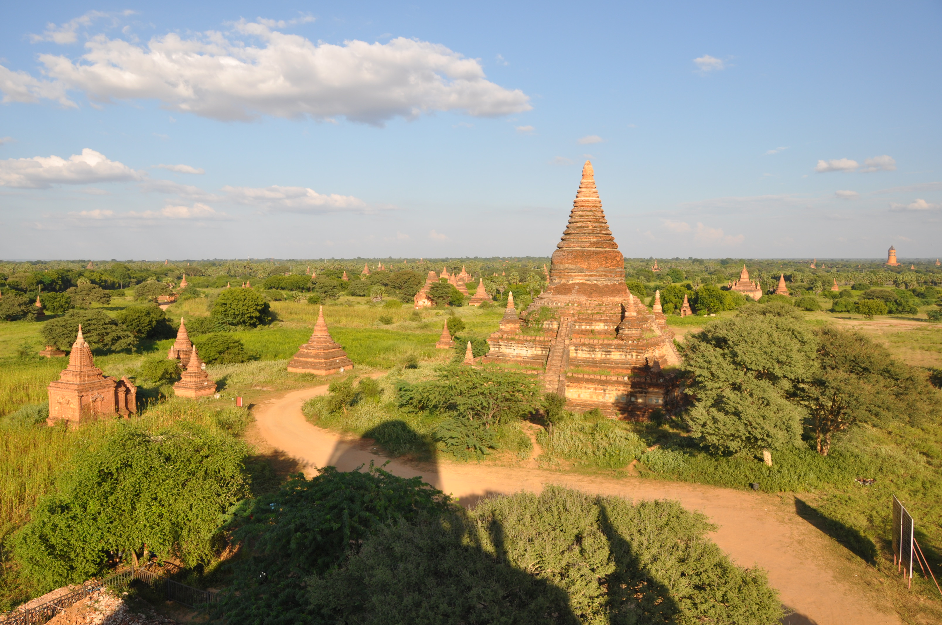 twotraveltheworld-Bagan