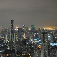 twotraveltheworld-skybar