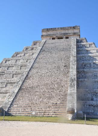 Two Travel The World - Chichen Itza: Maya Temples in the Yucatan