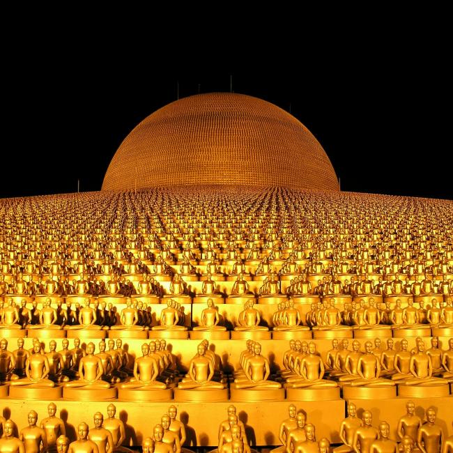 Thailand Dhammakaya pagoda